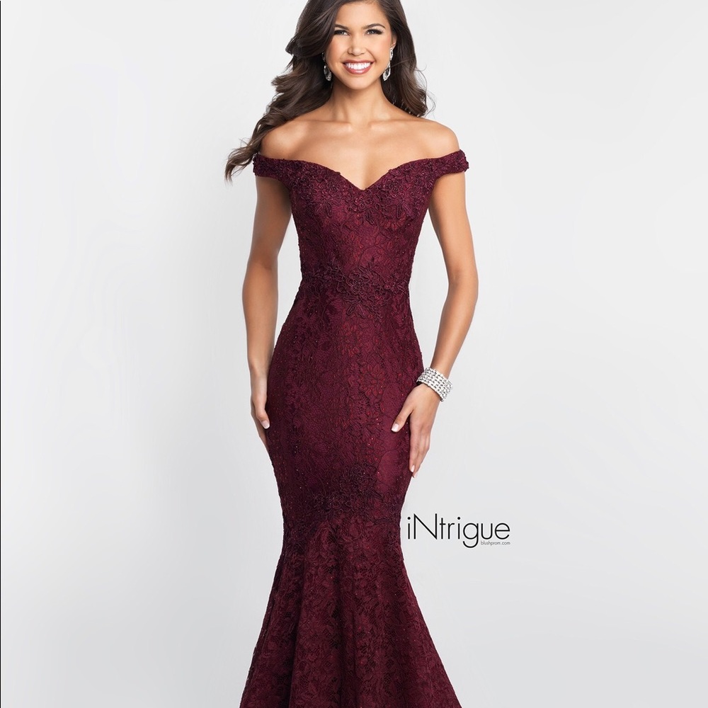 Off The Shoulder Mermaid Gown